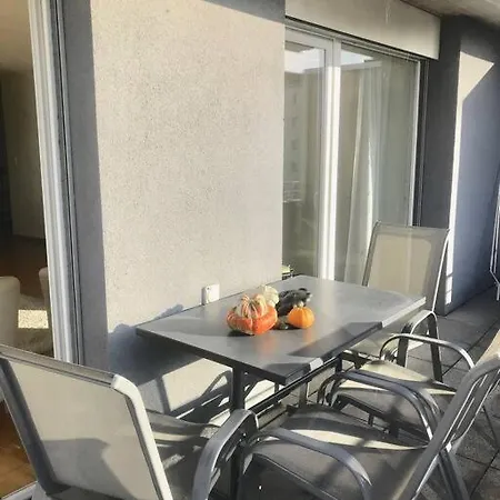 Apartment 179 Comfortable Sunny Quiet Good Location And Free Parking Included *