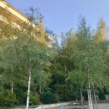 179 Comfortable Sunny Quiet Good Location And Free Parking Included דירה לוזאן