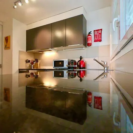 179 Comfortable Sunny Quiet Good Location And Free Parking Included דירה