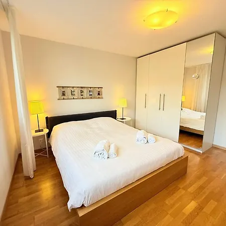 179 Comfortable Sunny Quiet Good Location And Free Parking Included *